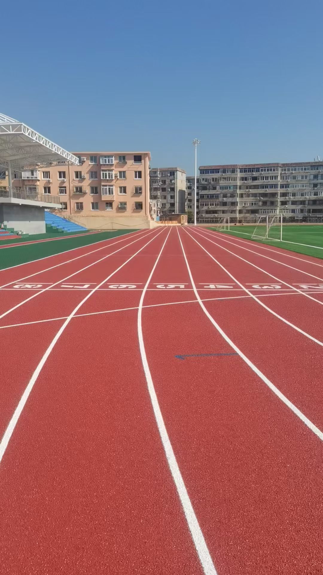 湘潭市仿真草坪渗水跑道 - 方案